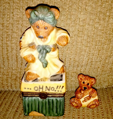 Vintage Boyds Bearware Pottery ''Oh No'' Hinged Trinket Box Mama and Baby Bear