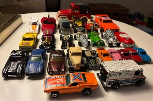 Vintage Car Lot (26) Diecast Hot Wheels 1970 Dixie Challenger & 1976 Mail Truck