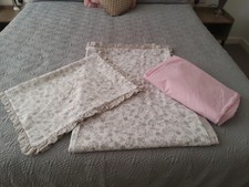 Single Reversible Ditsy Duvet Set 1 Pillowcase Single Pink Fitted Sheet Included