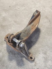 05-07 Ford F250 F350 4X4 4WD Track Bar Bracke...