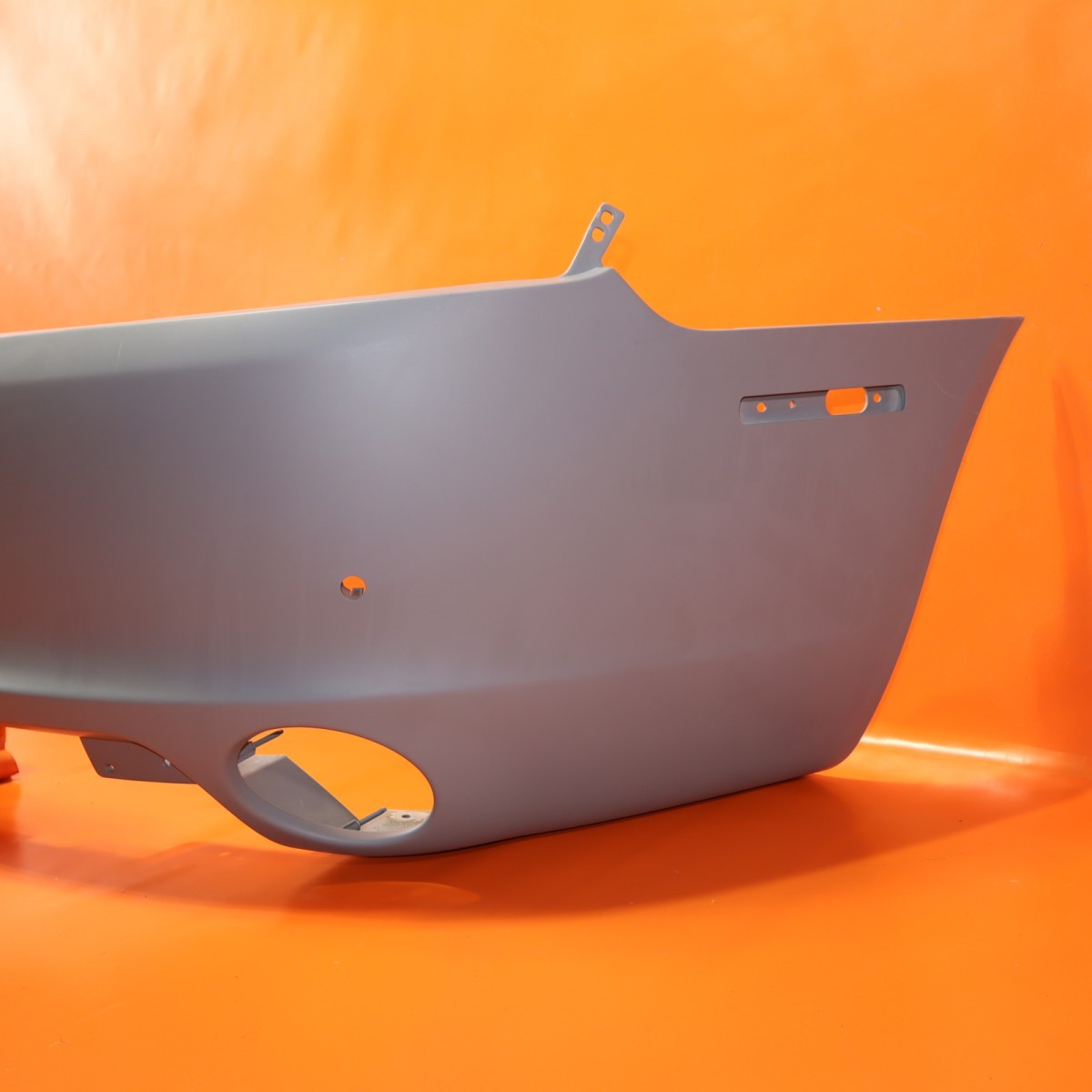 ASTON MARTIN RAPIDE S REAR BUMPER 2010 2011 2012 2013 2014 2015 AD43-17K835-A
