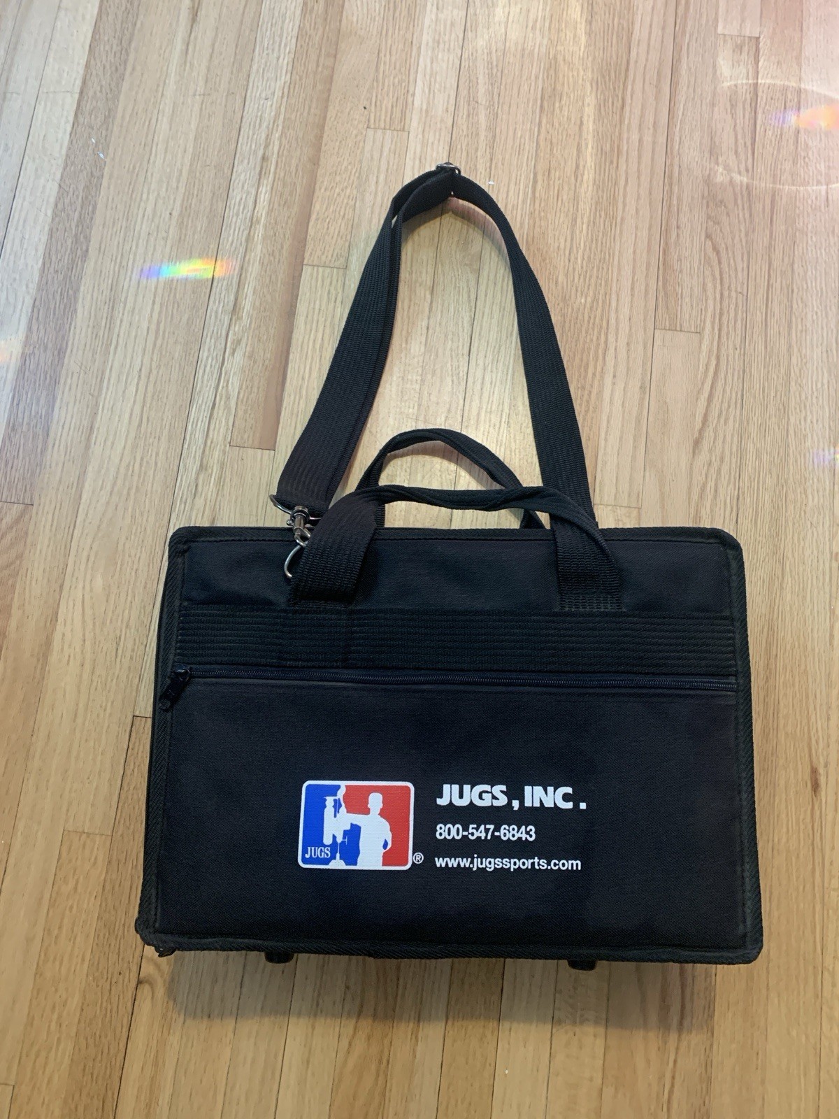 JUGS PROFESSIONAL SPORTS RADAR GUN w/ CASE, Batteries, Charger, Tested Works!!