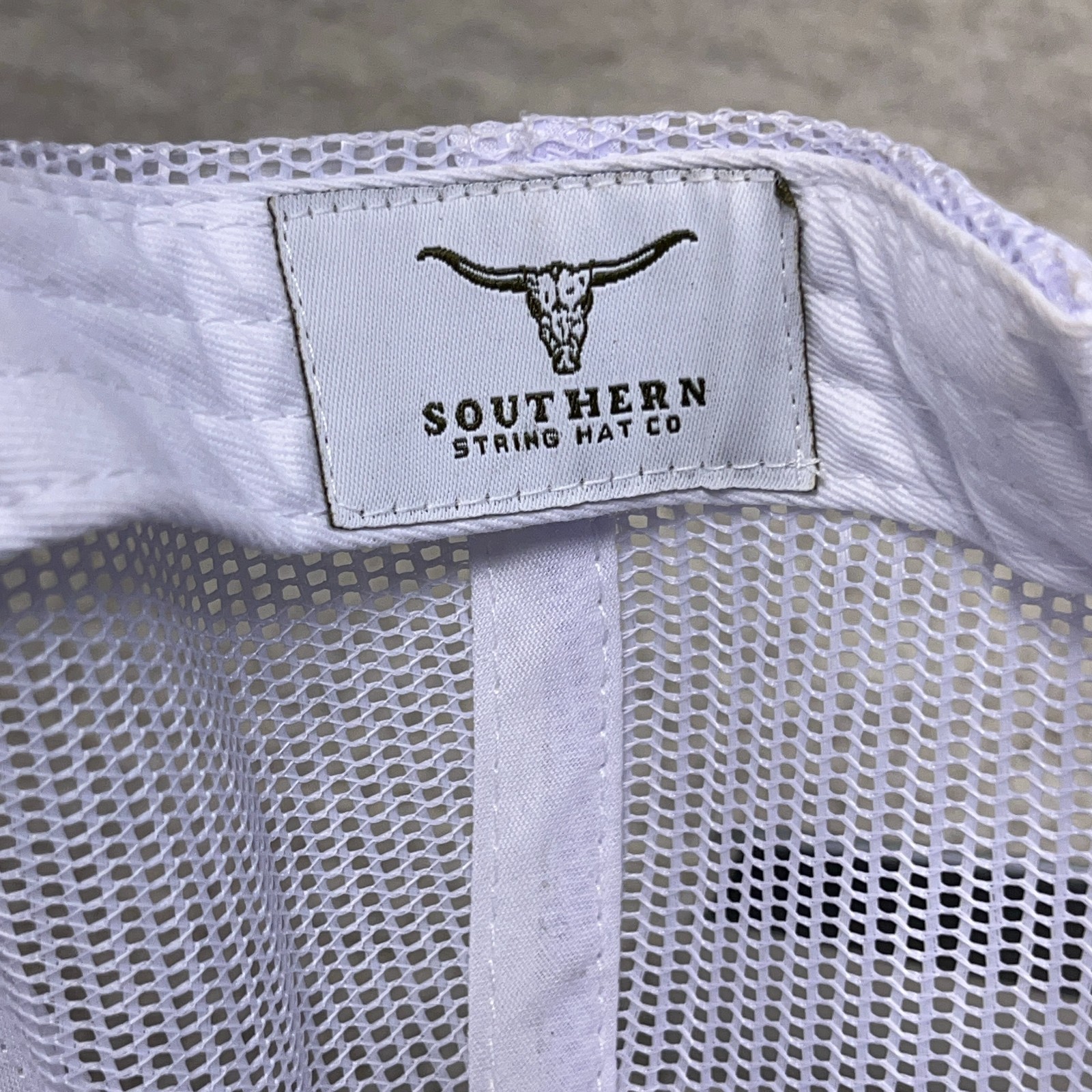 Southern String Hat Cap Snapback Trucker White Re… - image 7