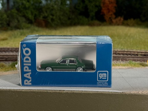 Tren Chevrolet Caprice Sedán Verde Rapido HO Escala 1/87 80002 Años 80 Nuevo en Caja  | Zustand: New