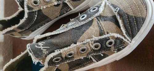 Blowfish Malibu Women's Maxine Camo Cotton Slip On Sneaker 7.5 New