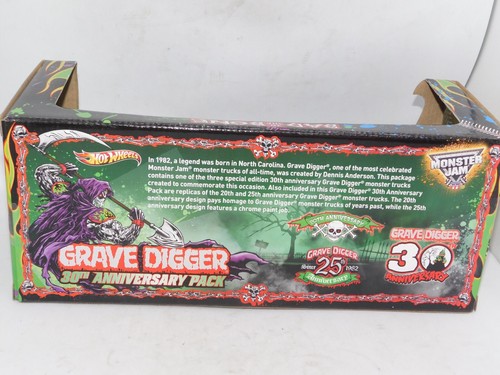 Excavadora de tumbas Hot Wheels 20º 25º 30º aniversario paquete de 3 Toys R Us exclusivo - Imagen 3 de 3