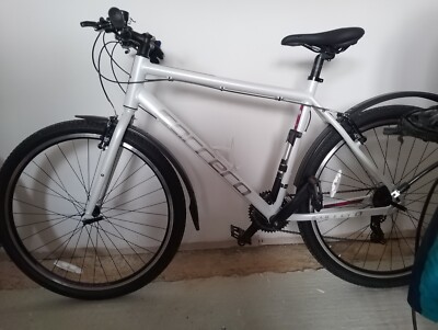 Carrera AXLE LTD Hybrid City Bike 20 inches in white UK