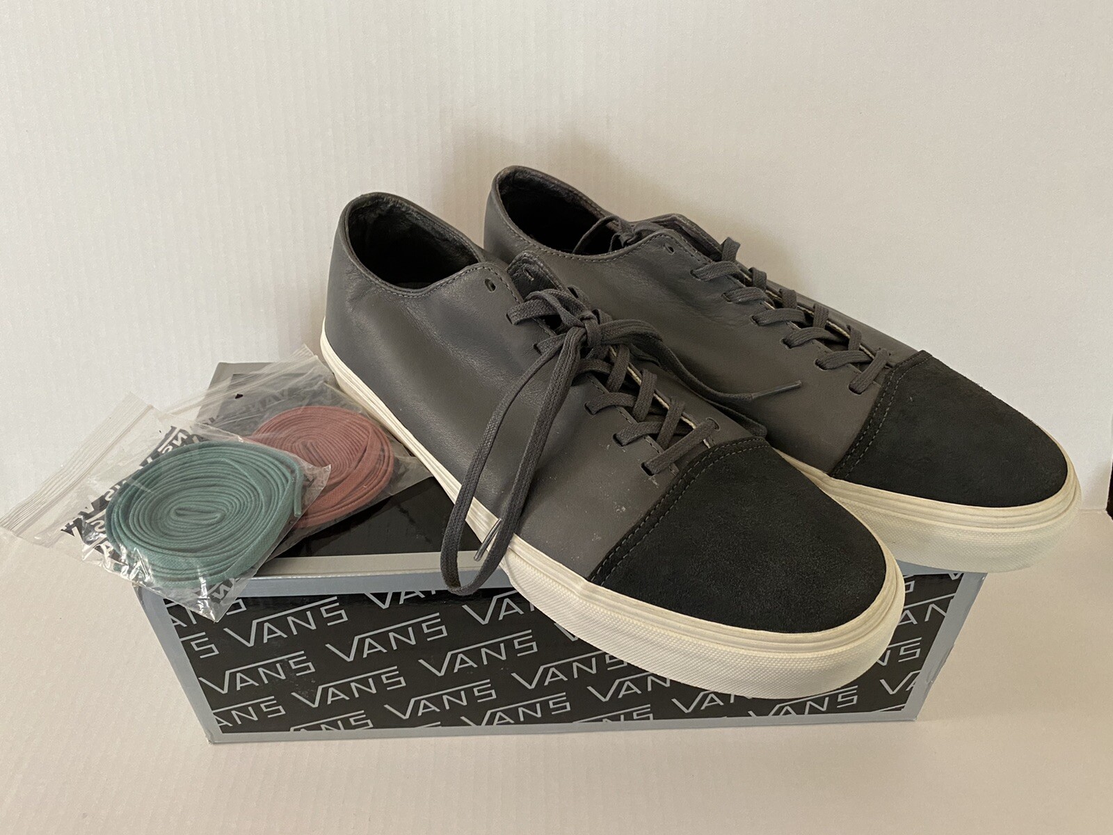 2012 Vans Vault Levi Maestro “Frones 