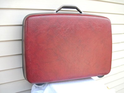 samsonite maroon luggage