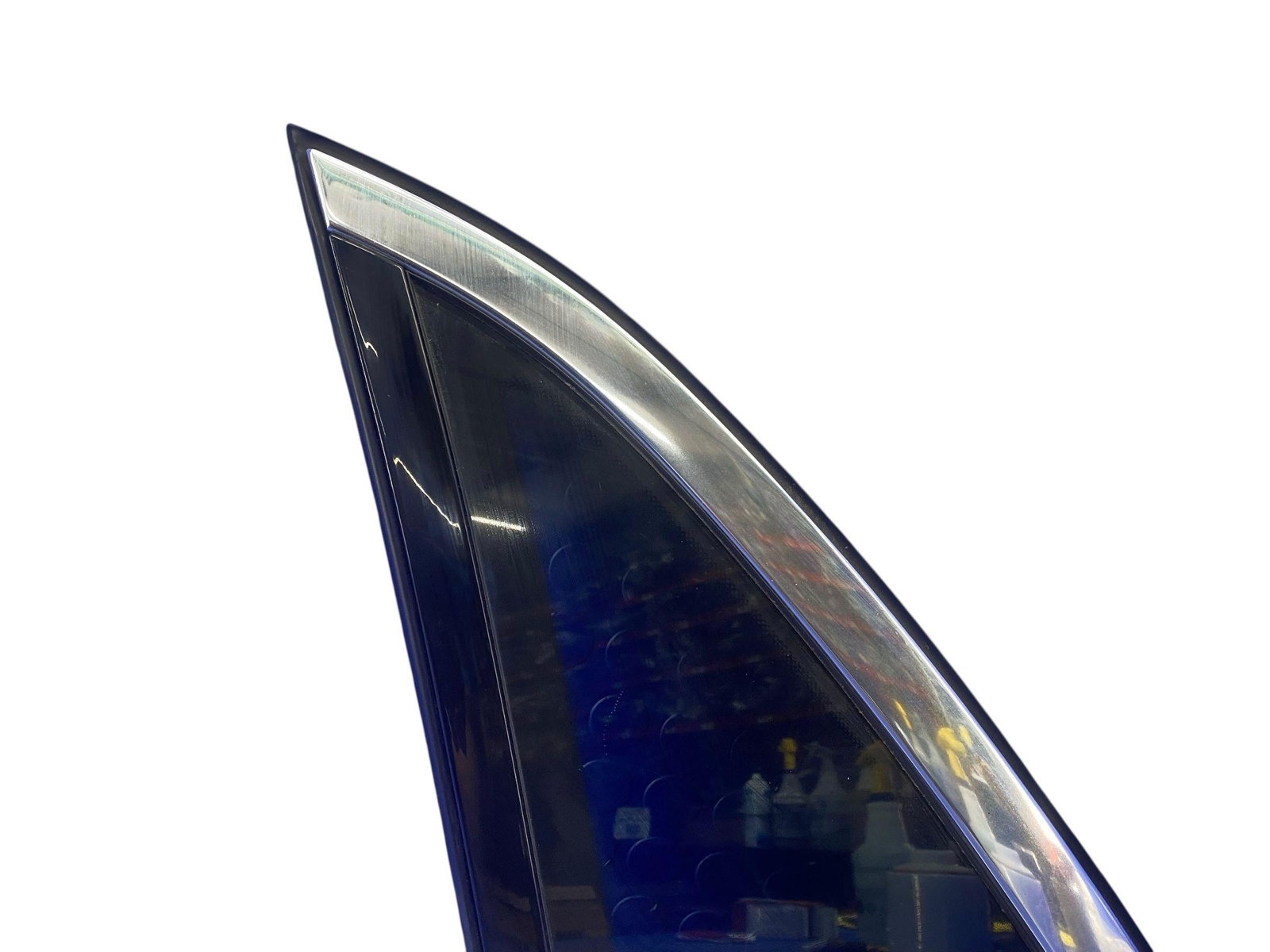 2009-2014 ROLLS ROYCE GHOST REAR LEFT QUARTER WINDOW GLASS W/ CHROME TRIM OEM