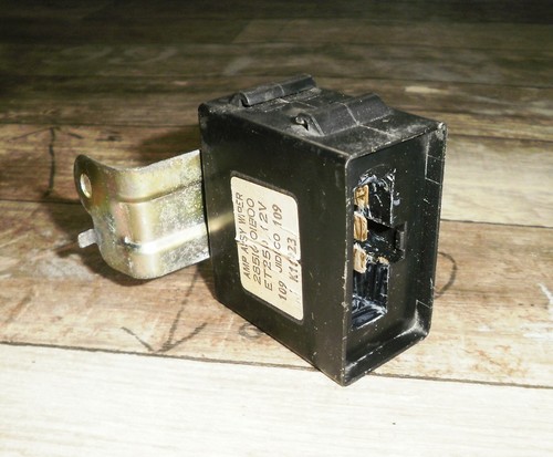 Nissan Micra K10 Relais Intervallrelais Intervallschalter Scheibenwischermotor