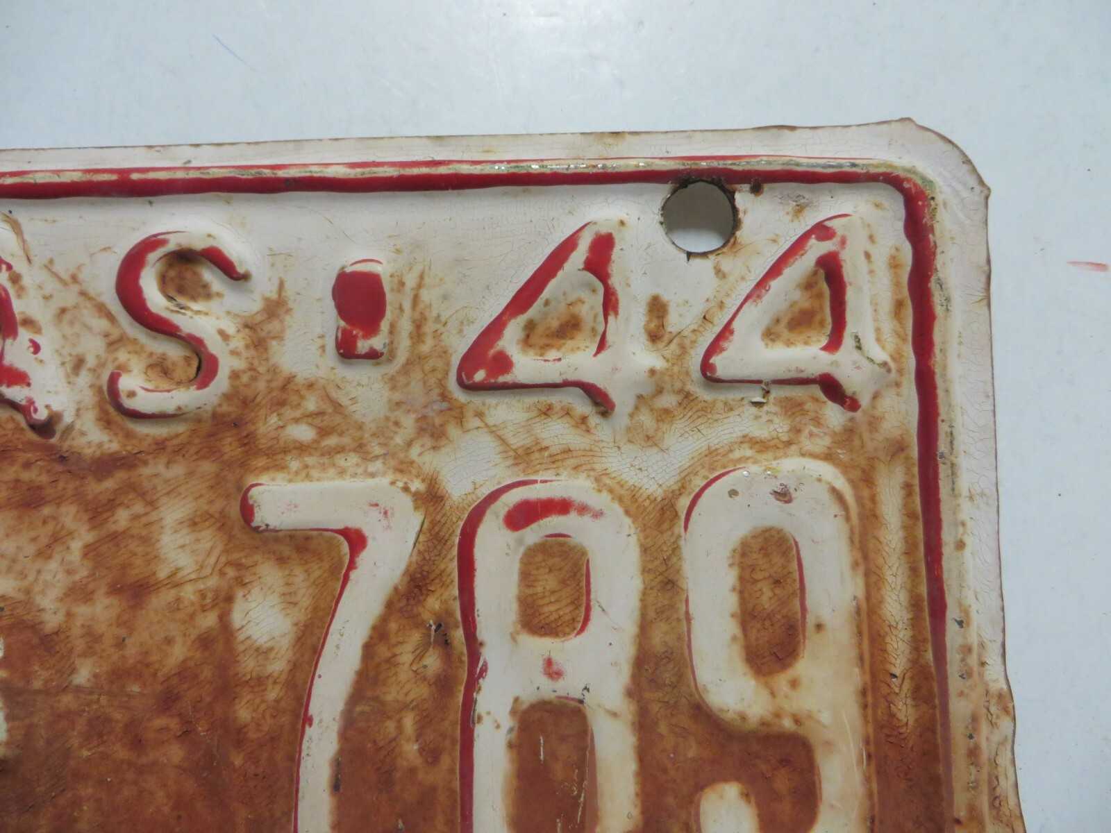 Vintage 1944 STAFFORD COUNTY, KANSAS License Plate T59789 TRUCK Tag