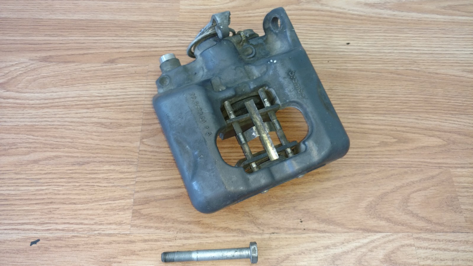 LAMBORGHINI MURCIELAGO LP640 PASSENGER SIDE E BRAKE CALIPER CCB OEM 410615404C