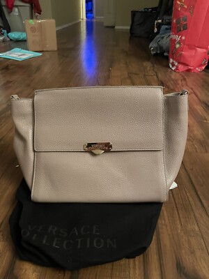 Versace Made in Italy Donna Satchel - Leather retail is 1,300