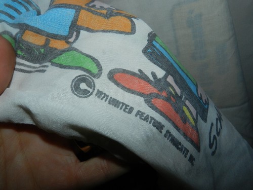 Vintage Peanuts Gang Pillowcase 1971 Shultz Graphic Snoopy Cream Standard Size - Picture 3 of 3
