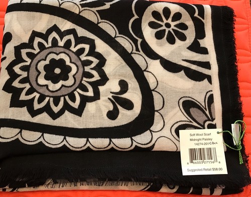 $NWT58 Vera Bradley Scarf Soft Wool - Cherry Blossoms or Midnight paisley - Picture 9 of 10