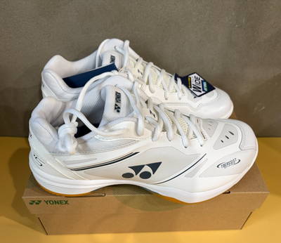 Yonex 2026 Power Cushion 65Z4 Wide Unisex Badminton Shoes Sports