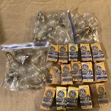 Lot of 50 GE No. 22 Photoflash Flash Bulbs FlashLamps some with boxes NOS Rare