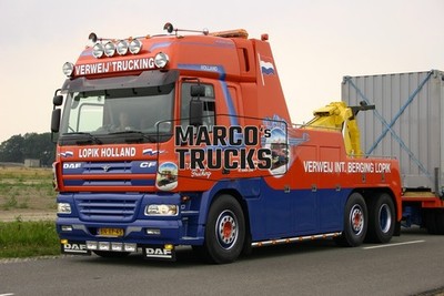LKW Foto DAF CF Abschlepper Niederlande orange VERWEIJ'S TRUCKING LOPIK H #i2hi