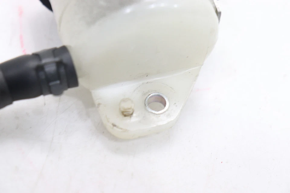 BOTELLA TANQUE DEPÓSITO LÍQUIDO MAESTRO FRENO DELANTERO 98-25 KAWASAKI NINJA ZX6R OEM Foto 4 de 4