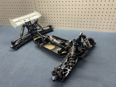Tekno ET48 2.0- Low Use!