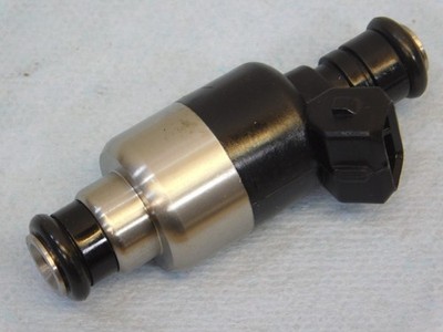 New Fuel Injector 17124782 Fit For Chevrolet Opel Corsa 1.4 1.6 8v Daewoo