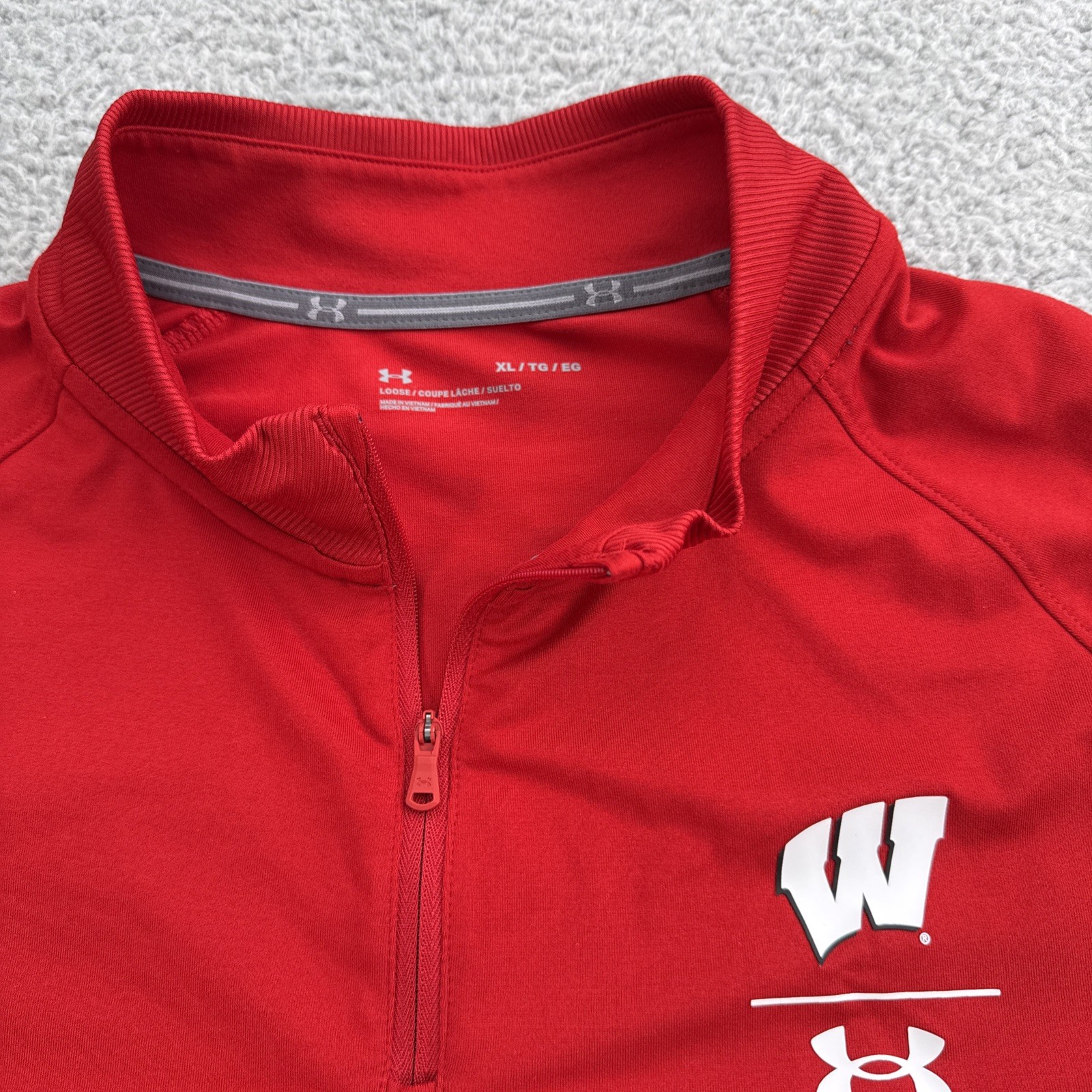 University Wisconsin Badgers 1/4 Zip Pullover Mens XL Loose Jacket Red Stretch thumbnail 2