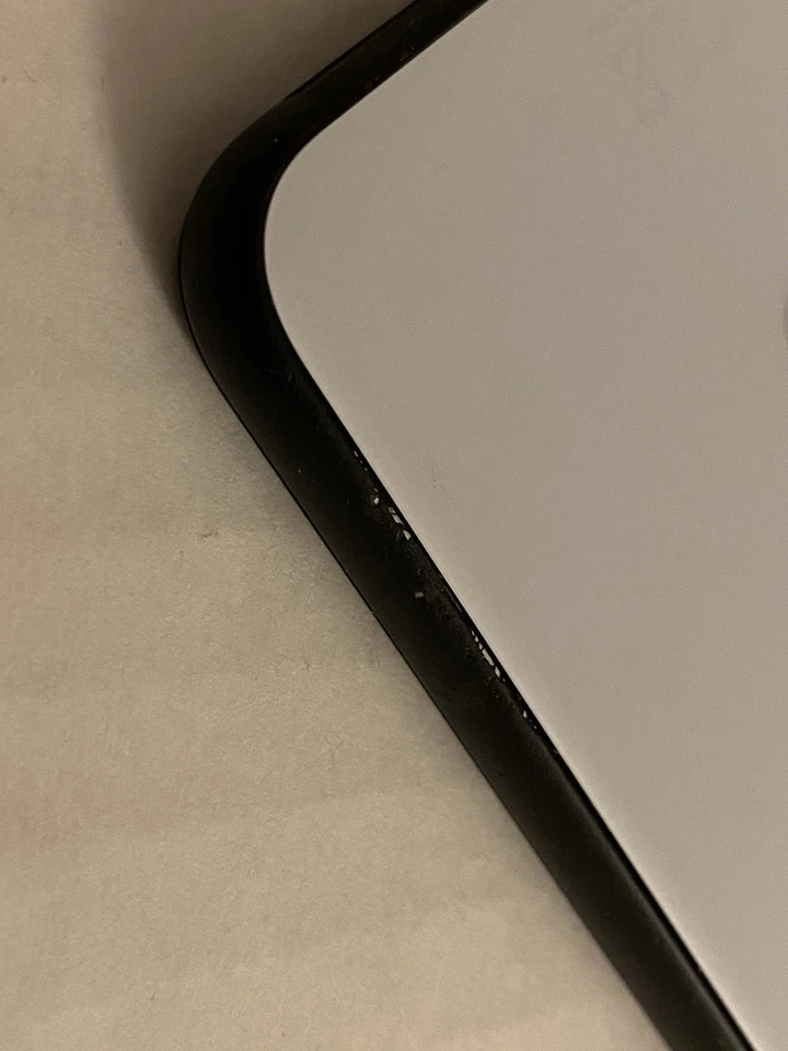 Google Pixel 4 XL White Smartphone, Needs New Battery - Image 3 of 4