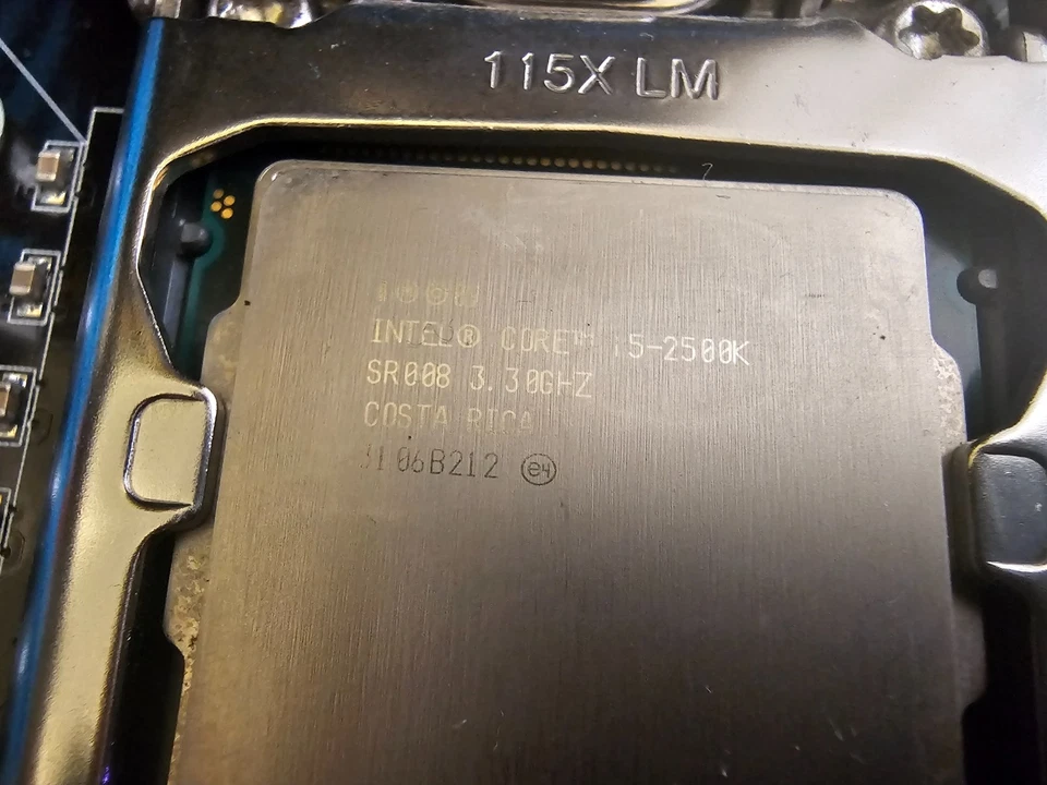 ASUS P8Z68-V LGA 1155 HDMI SATA 6Gb/s USB 3.0 + i5 2500K CPU 3.3GHz Combo - Image 3 of 3