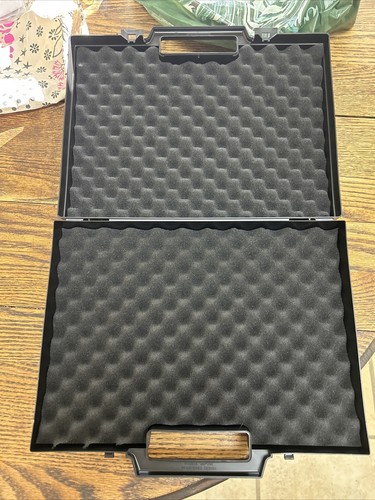 Plasticase Hard Carry Case with Foam Inserts 13x9.5x3.25 Preowned - Picture 2 of 5