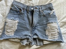 Levis 550 womens shorts size 31