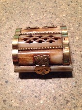 ANTIQUE INDIA CARVED CAMEL BONE & BRASS JEWELRY TRINKET BOX