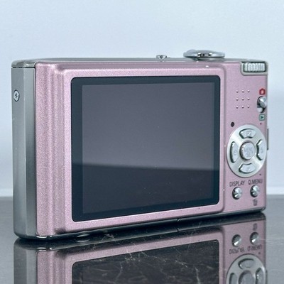 Panasonic LUMIX DMC-FX40 Sweet Pink, 12.1 Megapixels, 25mm Wide