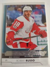 2017-18 Upper Deck Young Guns Rookie Rc #473 Robbie Russo