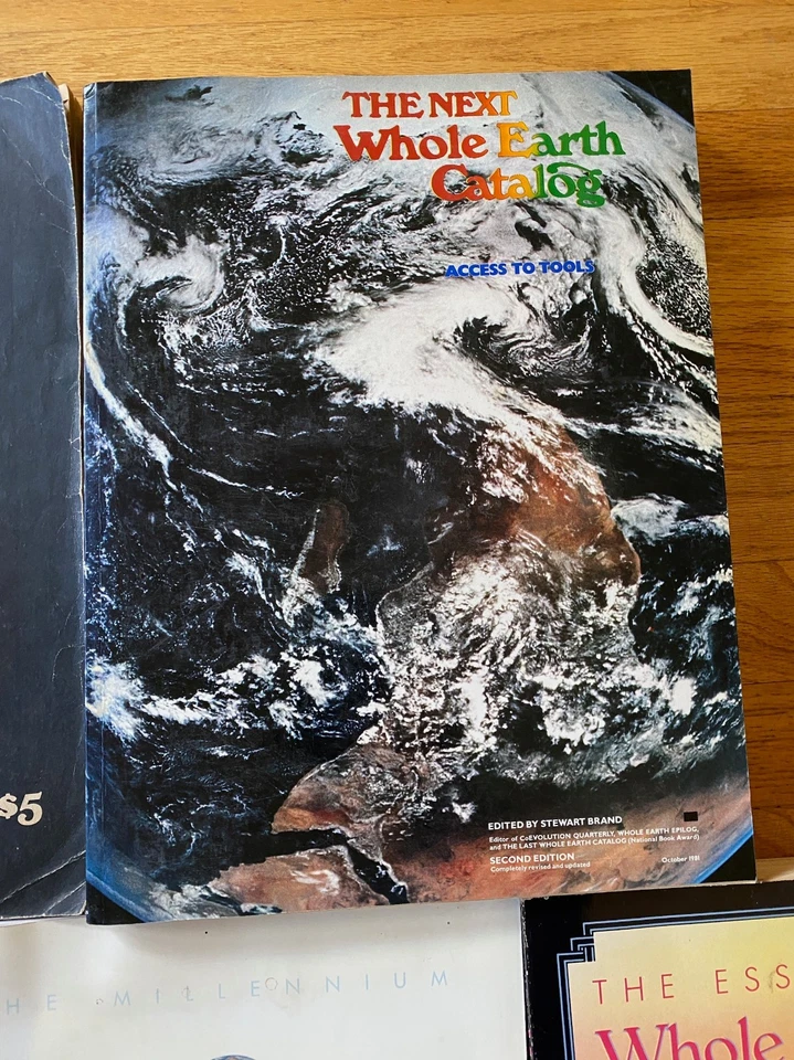 Lot of 4 Whole Earth Catalogs + Domebook 2 Resource Guide Stewart Brand 70s 80s Foto 3 de 4