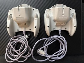 SEGA Lot Genesis 32X, Dreamcast Wired Controllers, VMU Memory Cards UNTESTED