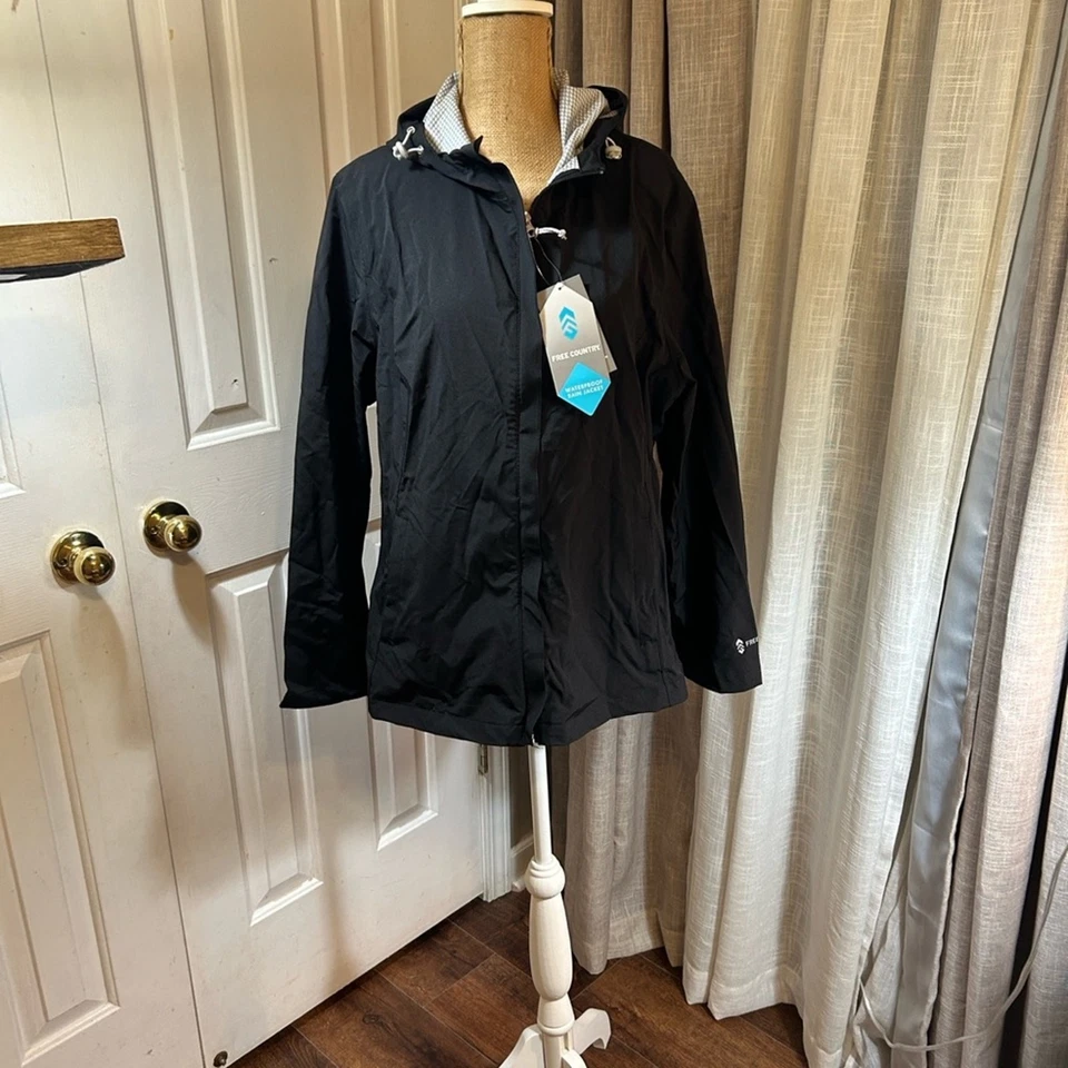 Chaqueta con capucha negra Free Country Foto 2 de 4