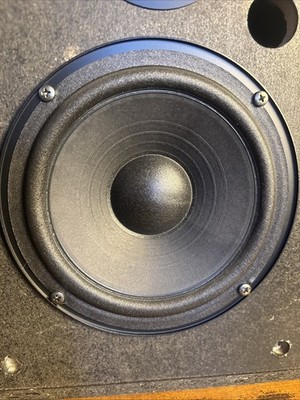 Pioneer CS-C300 Bookshelf Speaker 60W 8 Ohm Wired Black Wood