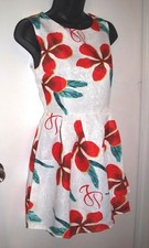 Justyle Size Small Womens Sleeveless White Floral Tea Dress