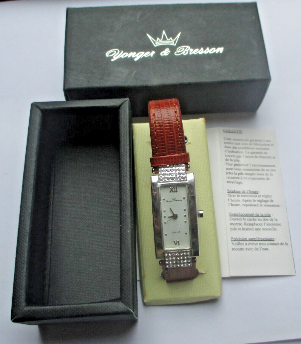 coffret complet montre Yonger Bresson couleur argent cristaux superbe  vintage