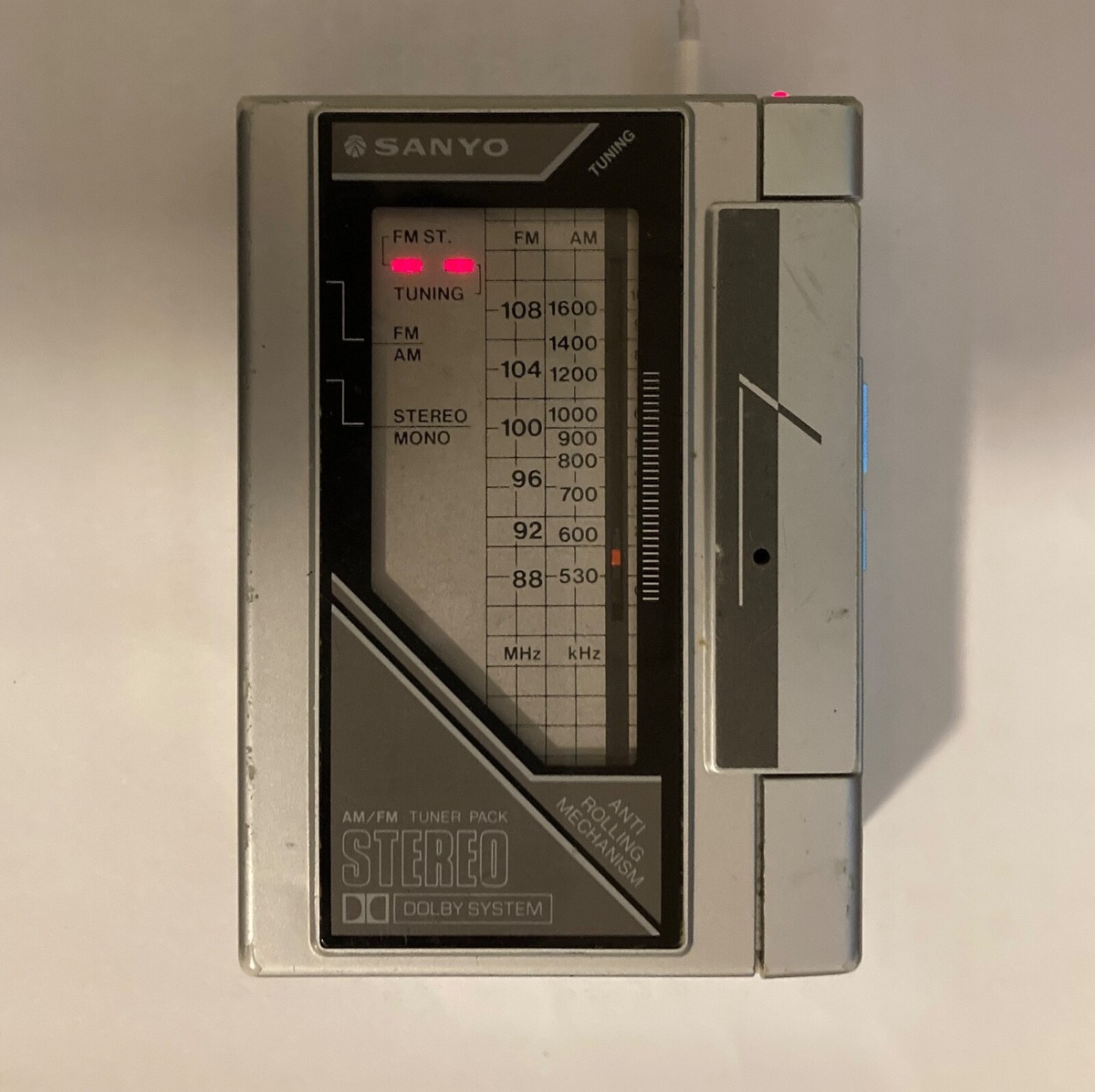ラジオ・コンポ Sanyo Pulsar model RP 7550 驚きの価格が実現！ Sanyo Pulsar model RP 7550 ラジオ・コンポ