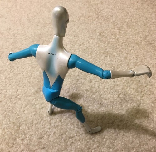 The Incredibles Frozone 6.5" Toy Action Figure 2004 Disney Store Exclusive - Picture 9 of 12