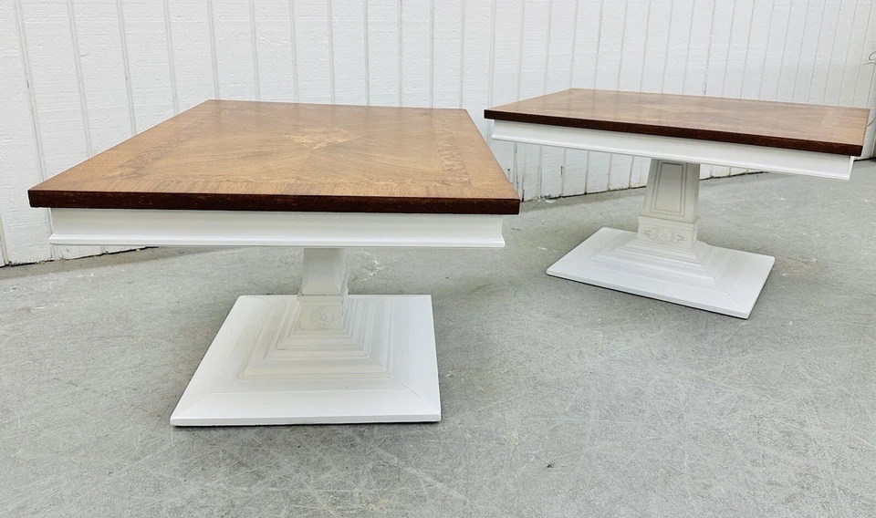 Mesas auxiliares vintage de nogal burlado - Juego de 2 Foto 2 de 4