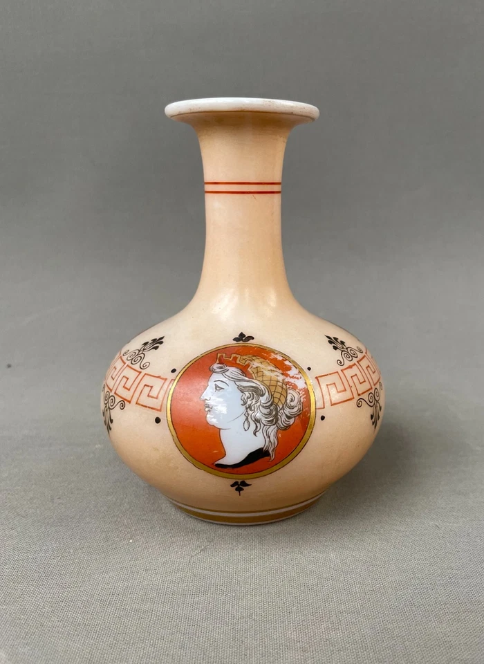 Petit vase en opaline, décor à l'Antique, début XXe - Photo 3/4