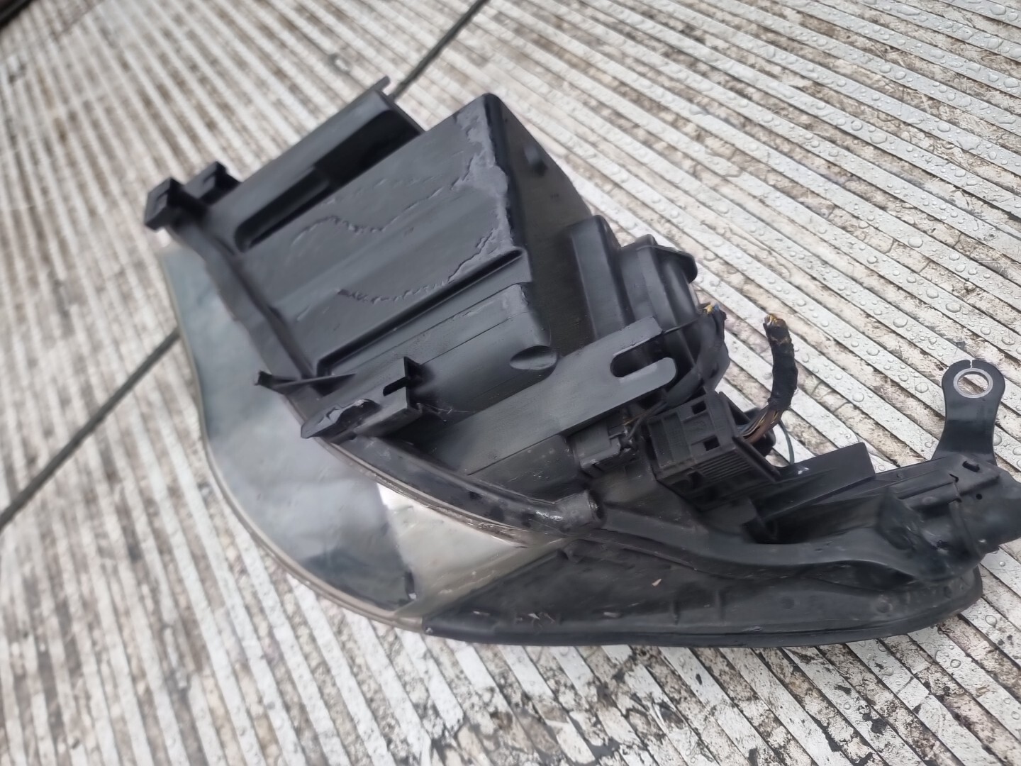 GADID ANONIEM ガディッドアノニム OLOF / RED