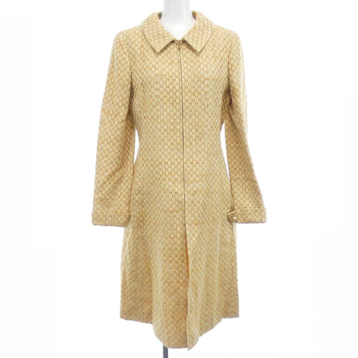 Authentic VINTAGE CHANEL Coat #241-003-740-2926 | eBay Authentic VINTAGE CHANEL Coat #241-003-740-2926 | eBay