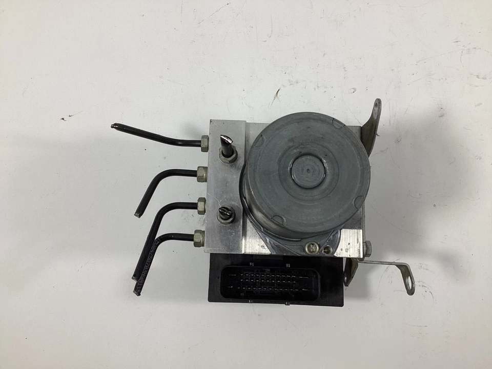 2007 - 2016 BMW 328I ABS bomba de freio antibloqueio 6768550-01 fabricante de equipamento original. - Imagem 3 de 4