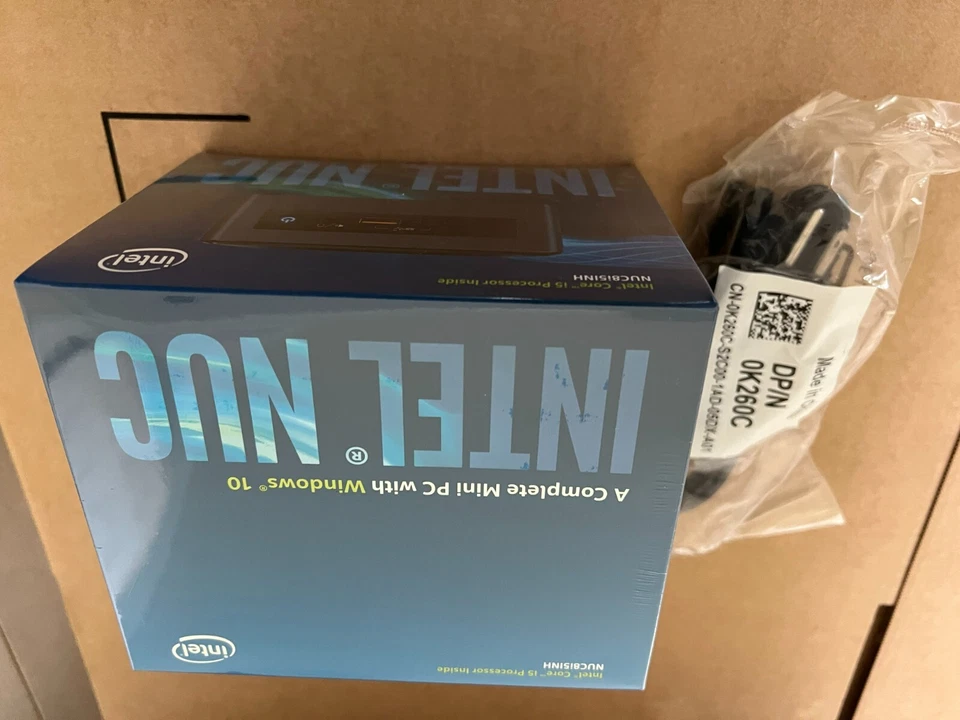 Intel Computer NUC PC Mini 1 TB 8GB i5-8265U 8th gen workstation Desktop Win 10 - Image 3 of 4