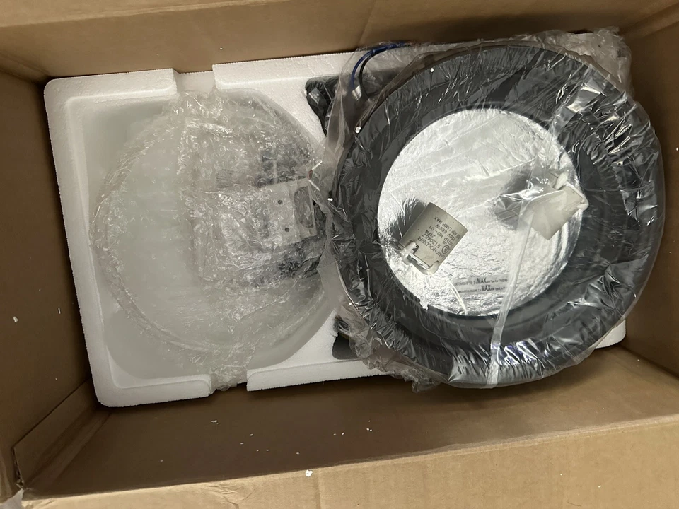 HYATECH 42 Inch. Modern Style Indoor Ceiling Fan Whit Dimmable Light And Control - Image 3 of 4