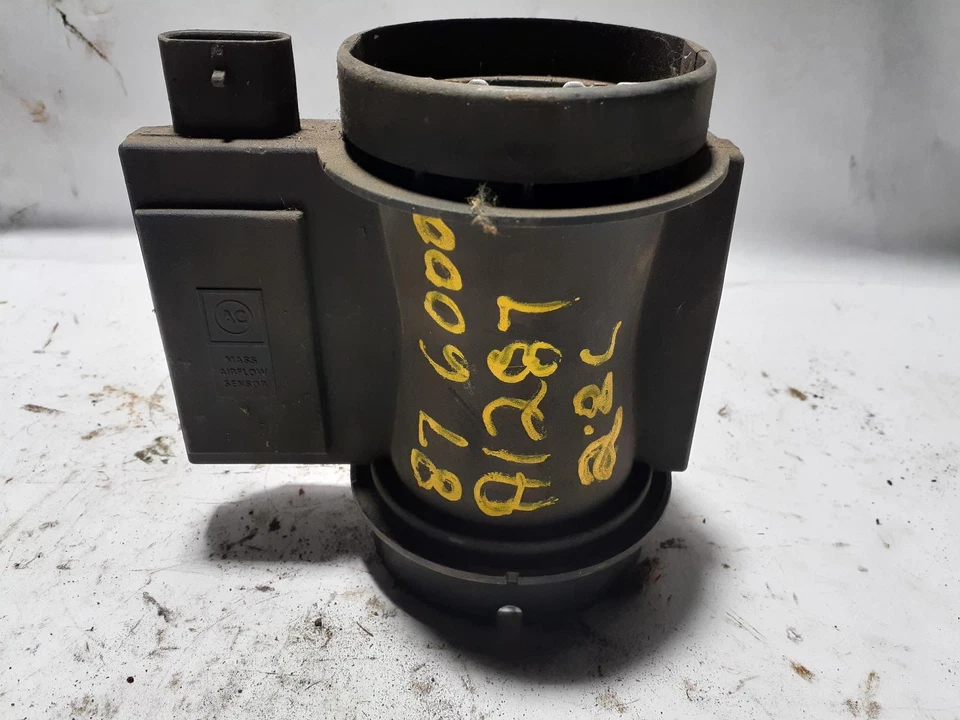 Medidor de flujo de aire de inyección de combustible usado se adapta a: Pontiac 6000 1987 grado A Foto 2 de 4